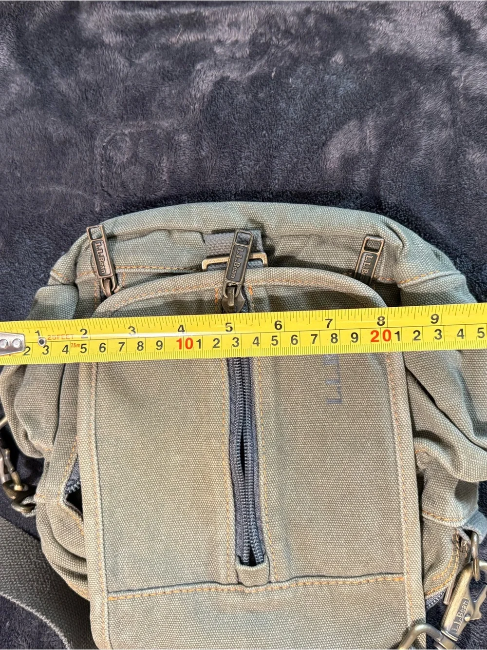 LL Bean Vintage Small Army Green Canvas Crossbody Messenger Shoulder Utility Bag